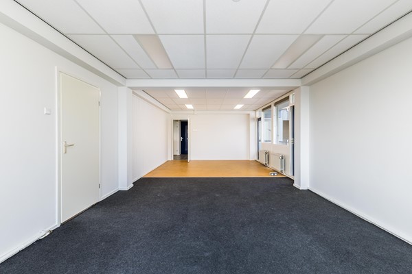 Medium property photo - Smirnoffweg 34, 3088 HE Rotterdam